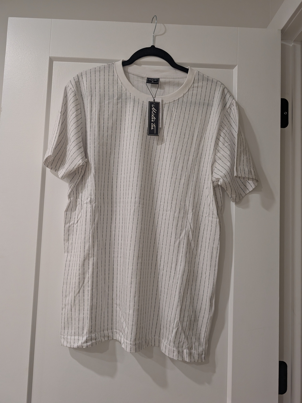 Men’s White Pinstripe Crew Neck T-Shirt